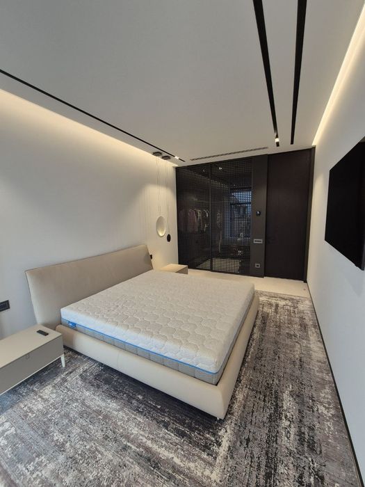 Продам VIP дом в городе! Умный дом! Бассейн! Гараж! Бомбоубежище!