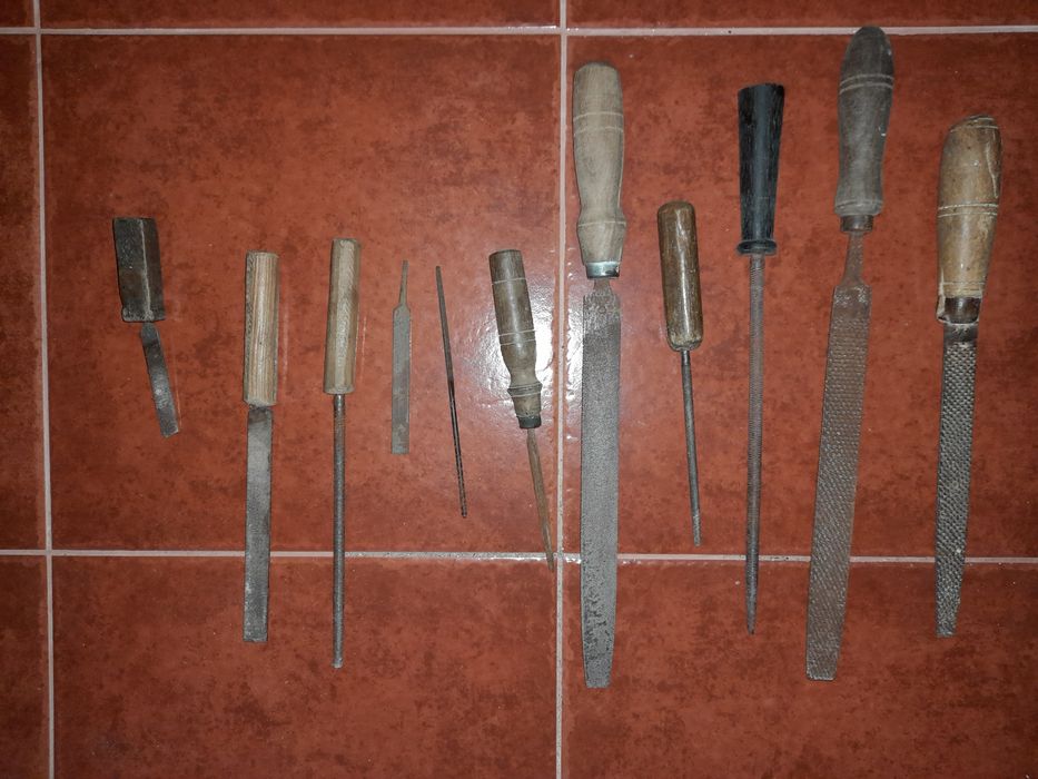 Ferramenta    variada64861845072514122