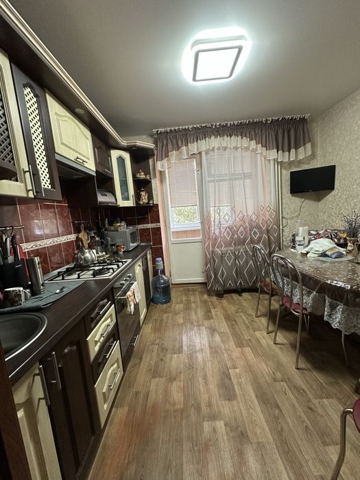 Продаж 2 кім кВ в Озерному