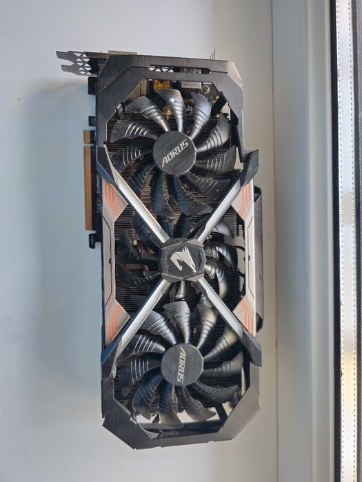 1080 ti aorus gigabyte 11 gb