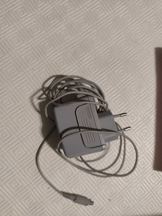 Nintendo 3DS XL como nova