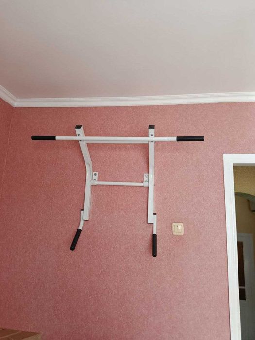 турник для дома на стену