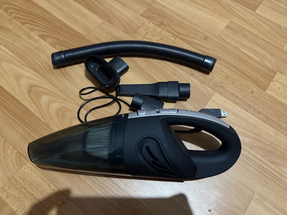 Портативний пилосос