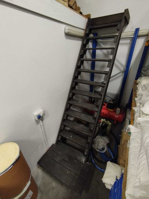 Solidne SCHODY DREWNIANE Budowlane Tymczasowe