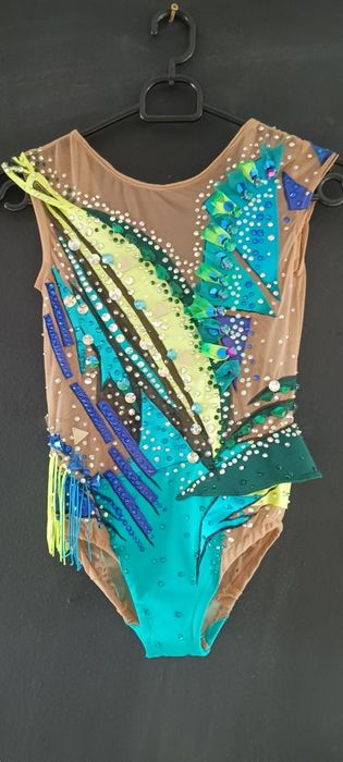 Strój gimnastyka artystyczna