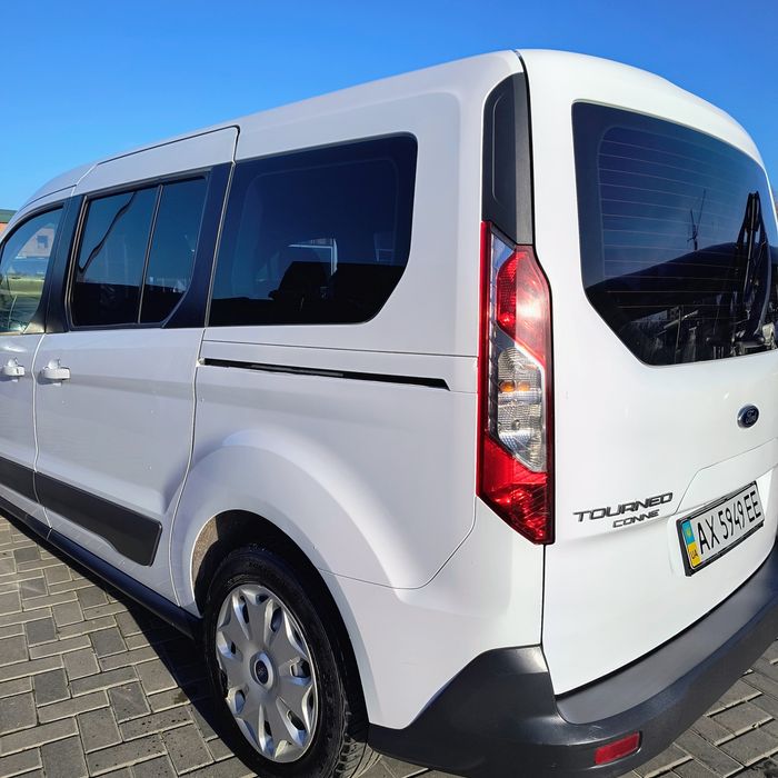 Продам авто Ford TOURNEO CONNECT 2013 р.в.