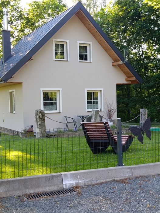 Domki pod lipą  blisko Czarnej Góry