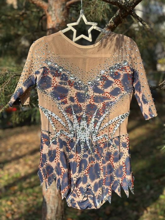 Купальники для художньої гімнастики