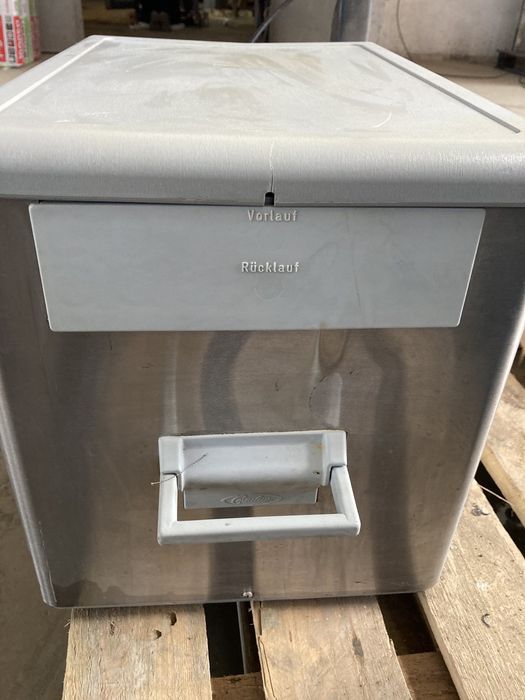 Проточний  охолоджувач , чіллер рідин.