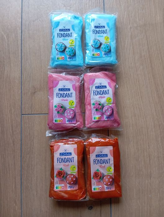 Lukier plastyczny, masa cukrowa 1,5 kg 6x250 g