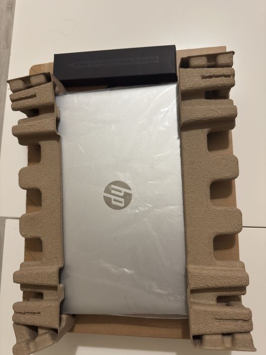 HP Pavilion x360 2-in-1 Laptop novo com garatia estendida