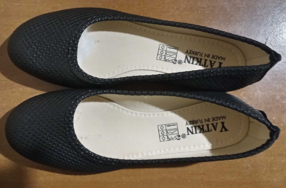Зручне взуття для сухої погоди