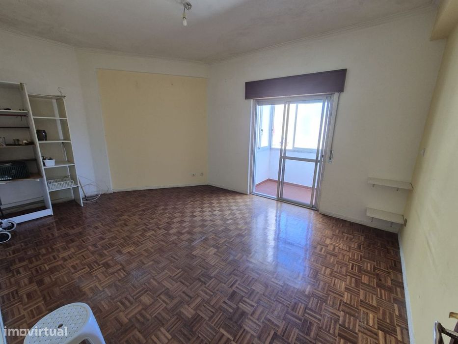 Apartamento T2 na Pontinha