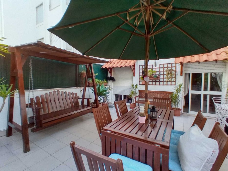 Quarto/Sala em Rio de Mouro