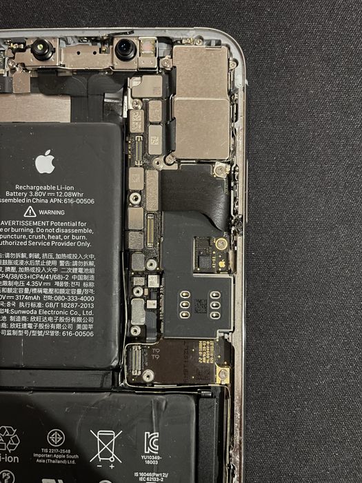 Продам iPhone XS Max обʼєм памʼяті 256gb