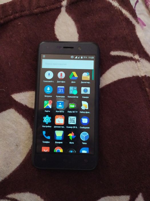 Продам телефон NOMI 5012i