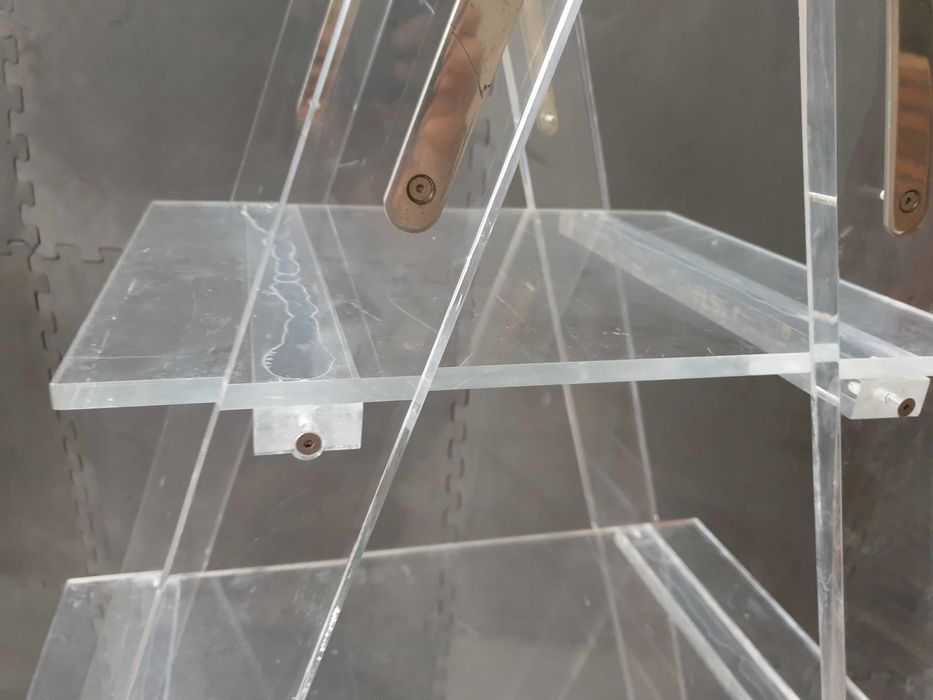 drabinka plexi pleksa etazerka półka retro