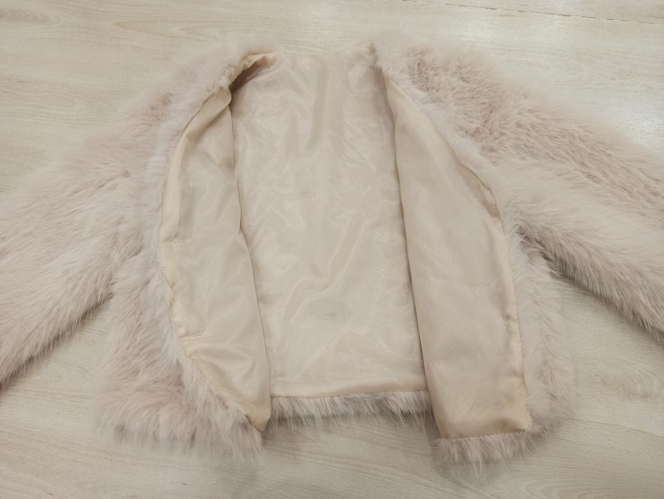 Bolerko etola futerko okrycie wierzchnie ślubne beż beżowe 36 38