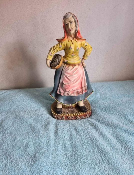 Boneca Antiga em Louça para restauro
