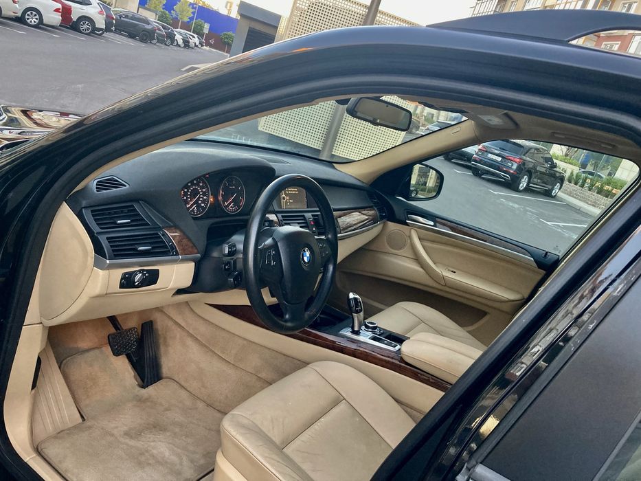 BMW X5 E70 Продам