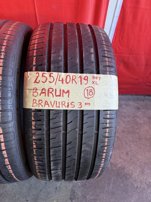 Pneus 255/40/19 Barum Impecaveis