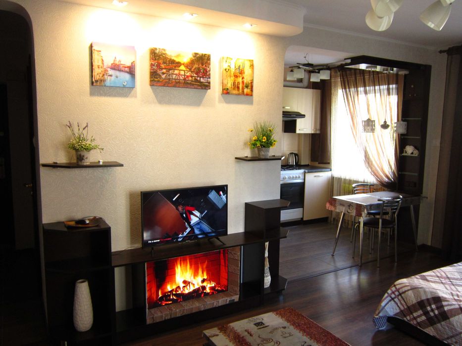 1-кімнатна квартира, подобово. Центр.