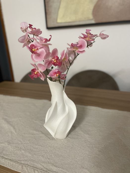 Vaso Decorativo Moderno Impresso em 3D – Design Elegante e Exclusivo