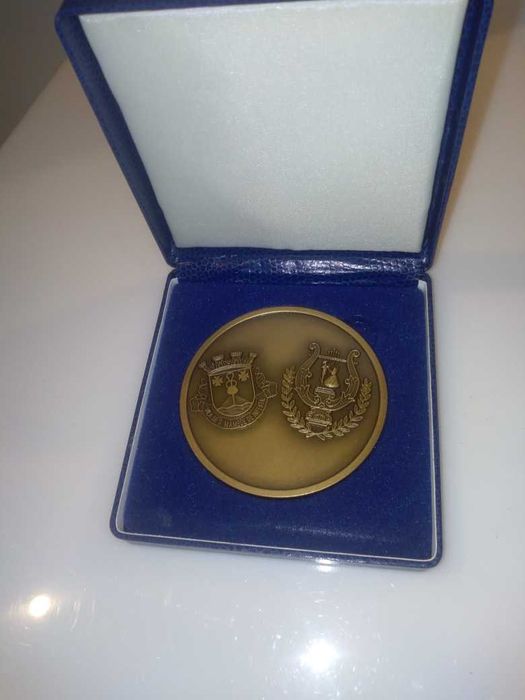 Medalha em bronze de São Mamede de Infesta