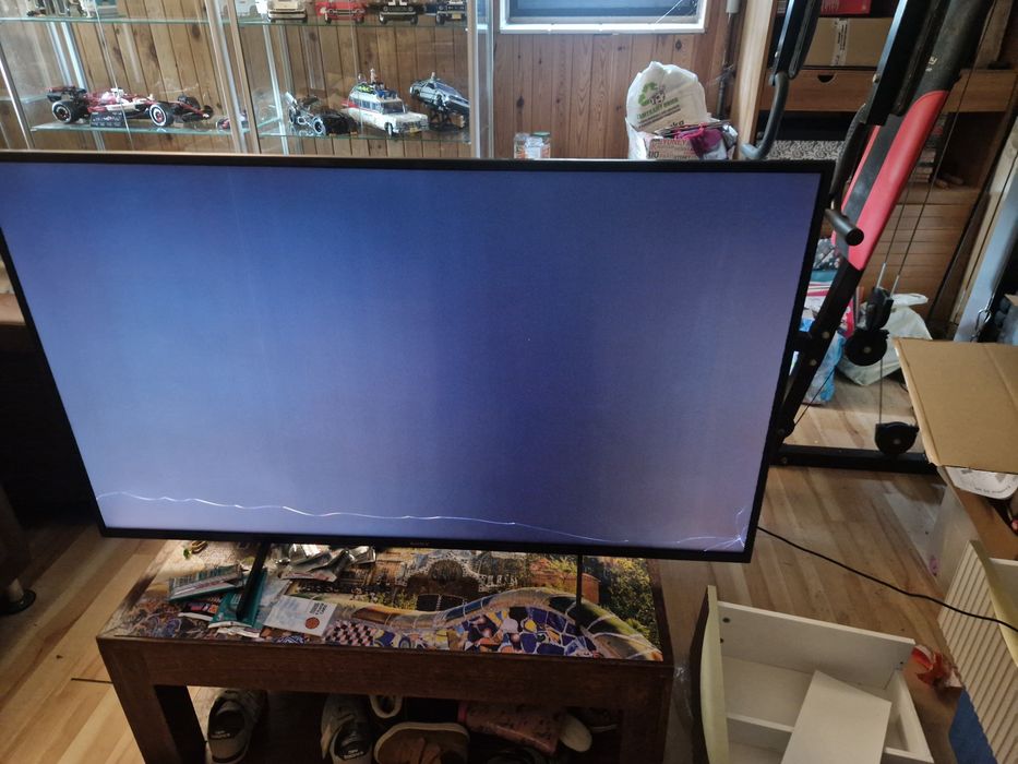 Sprzedam uszkodzony TV Sony 49XH8096