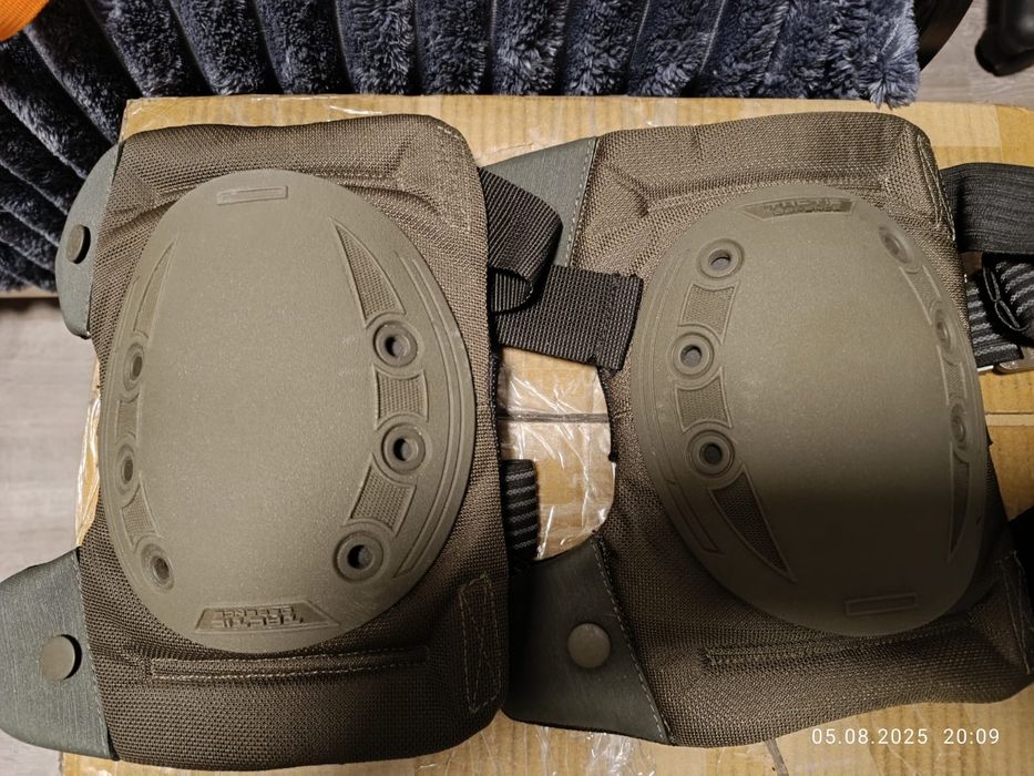 Наколінники тактичні