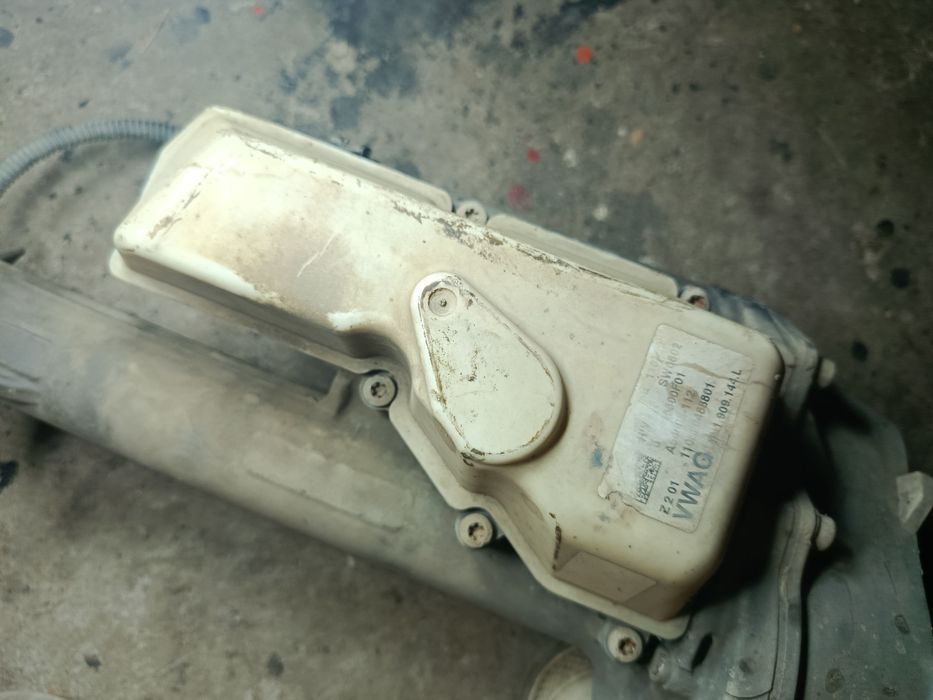 Рульова рейка Passat B7