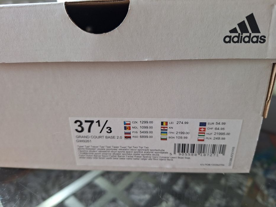 Buty sportowe Adidas  rozmiar 37 i 1/3. JAK NOWE 37 1/3