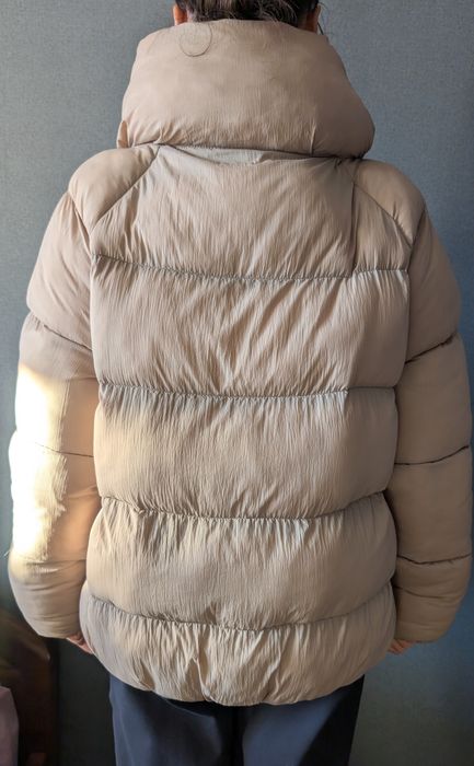 Продам женскую зимнюю куртку LTB