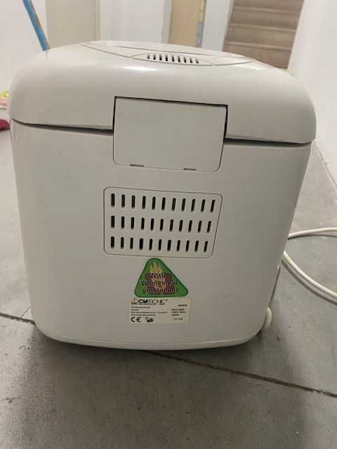 Máquina de fazer e cozer Pão (capacidade 1 Kg de farinha)