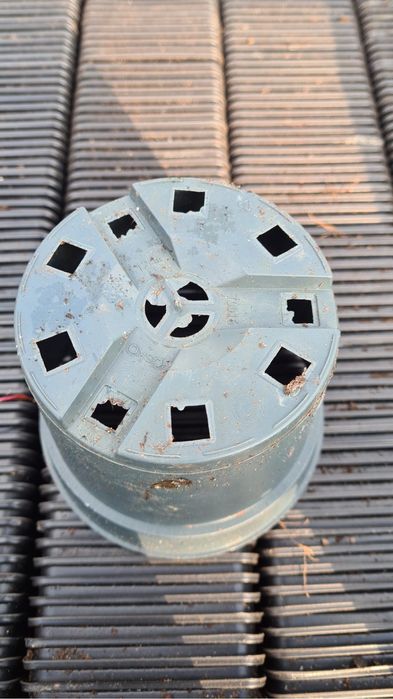 Doniczki produkcyjne 12 cm