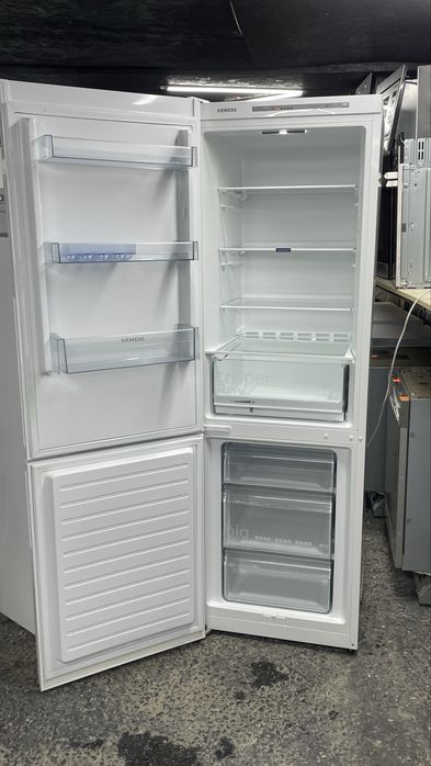 Холодильник Siemens