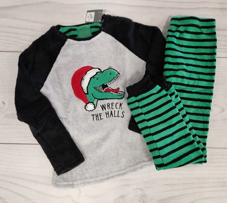 Тепла піжама для хлопчика Primark 92,110  р