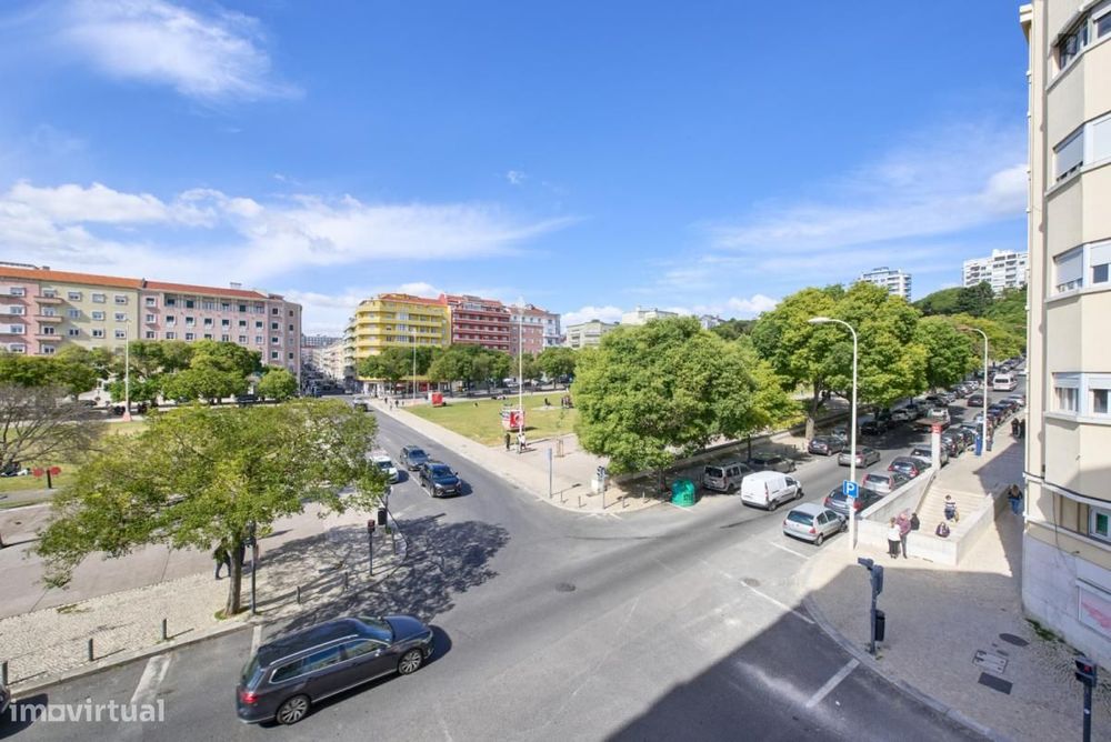 Quarto - localizado em Alameda Lisbon