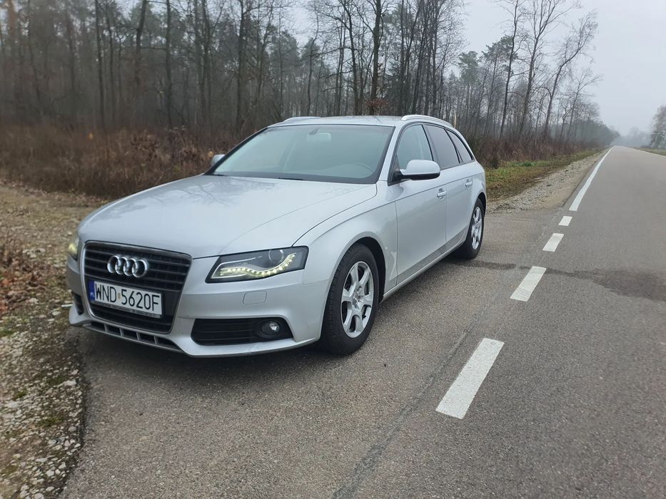 Audi A4 Avant 170 KM Xenon ledy hak navwigacja alu Bezwypadkowa 100%