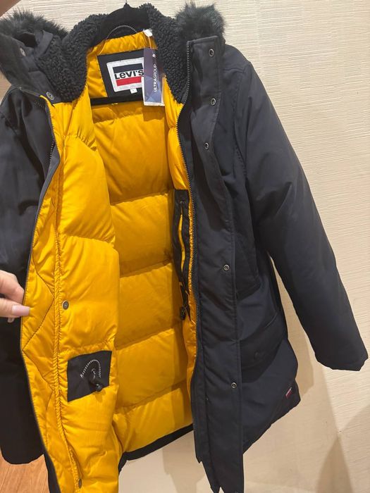 Мужская темно синяя пуховая парка Levis  р. -  L