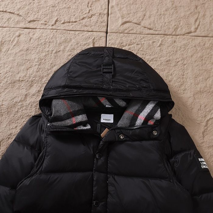 Пуховик Burberry