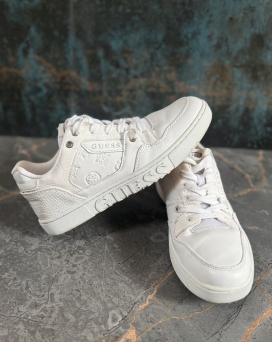 Sneakersy guess