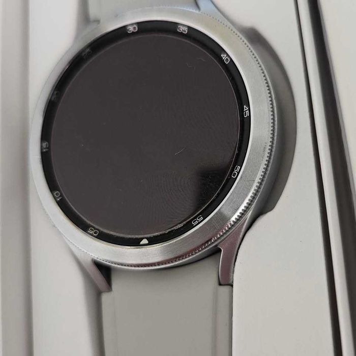 Galaxy watch 4 classic 46mm prateado