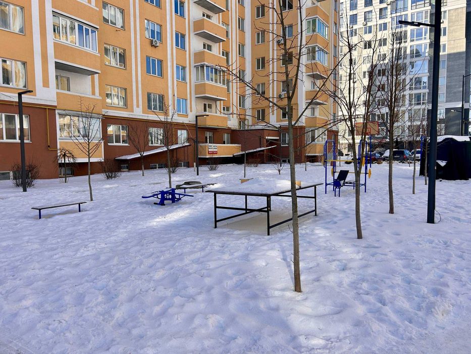 Трикімнатна квартира на першому поверсі, інд.опалення, право власності