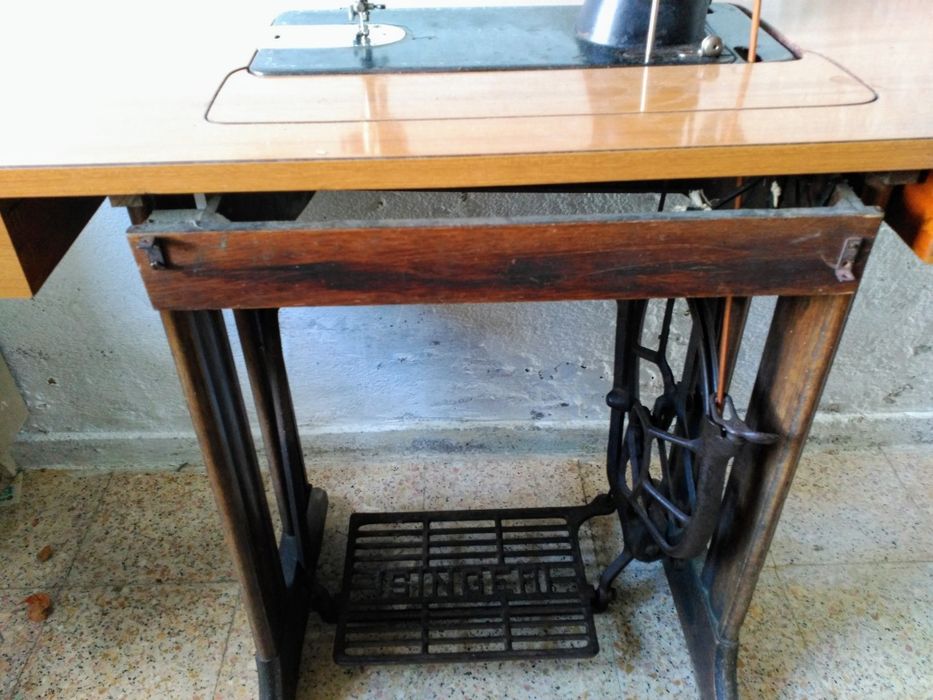 Máquina de costura Singer