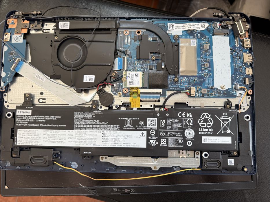 Laptop Lenovo ideaPad 1 15AMN7 | uszkodozny