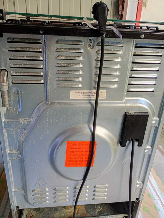 Kuchenka gazowo- elektryczna