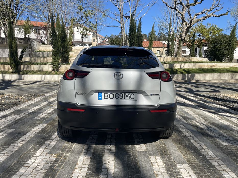 Mazda MX-30 SUV 100% eletrico