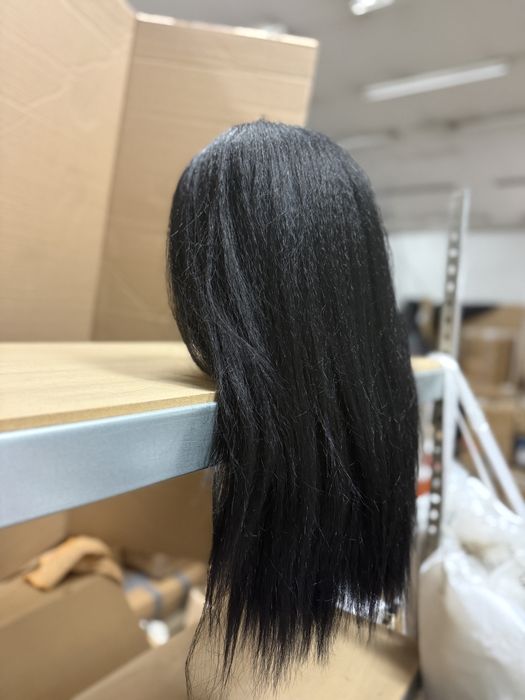 Damska czarna peruka