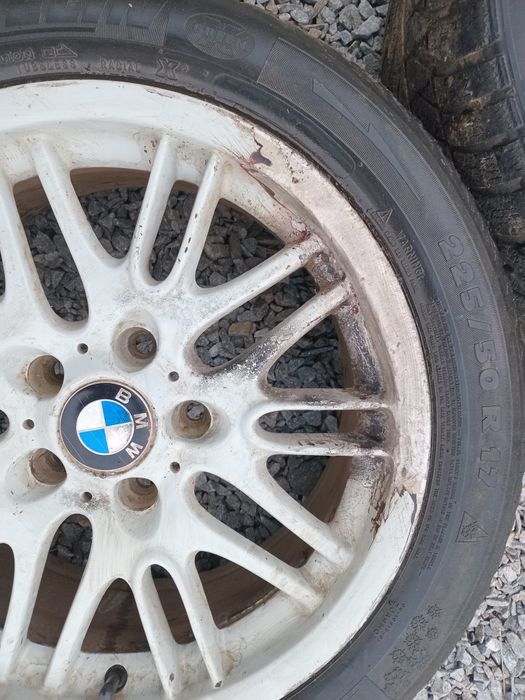 Продам два диски r 17 BMW з шинами